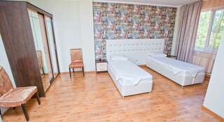 Гостиница Рай Краснодар Стандартный двухместный номер с 1 кроватью или 2 отдельными кроватями-3