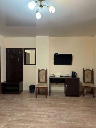 Гостиница Рай Краснодар Классический трехместный номер-3